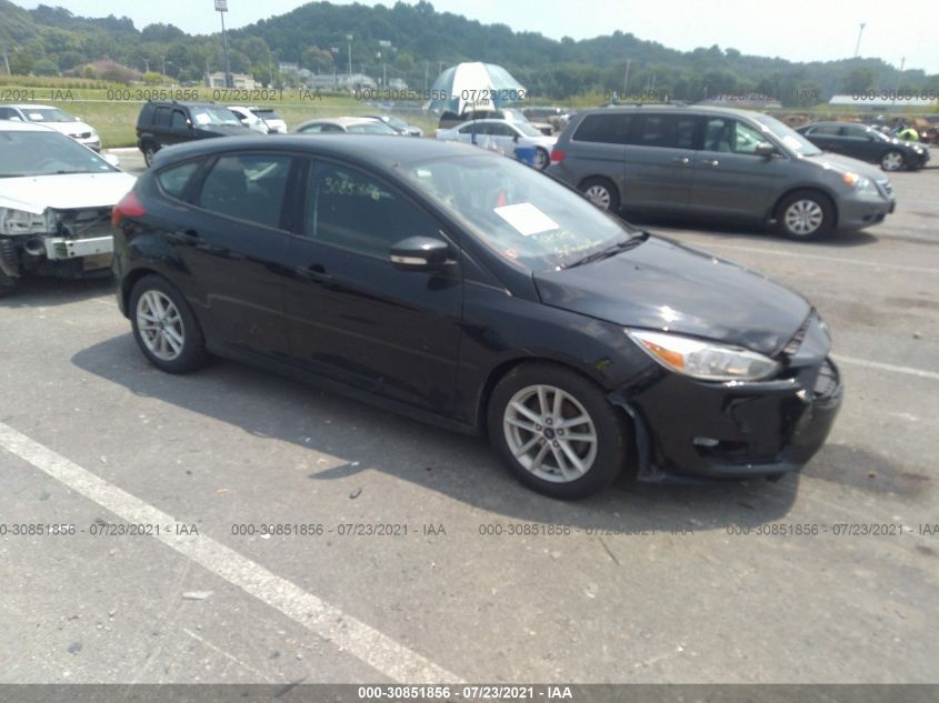 2015 FORD FOCUS SE