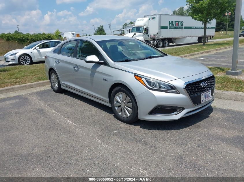 2016 HYUNDAI SONATA HYBRID SE