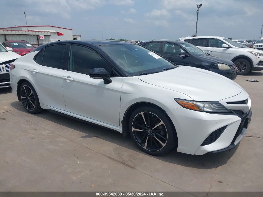 2019 TOYOTA CAMRY XSE