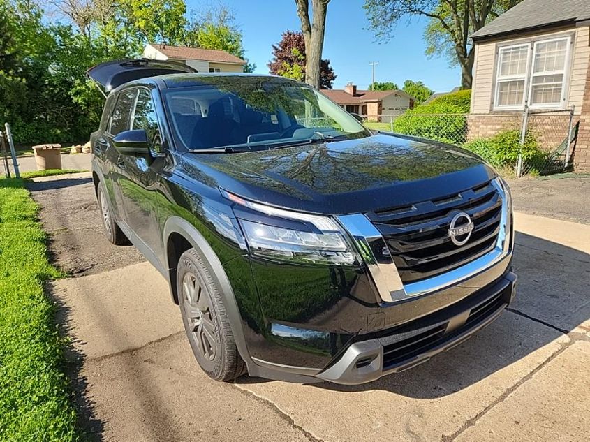 2023 NISSAN PATHFINDER S