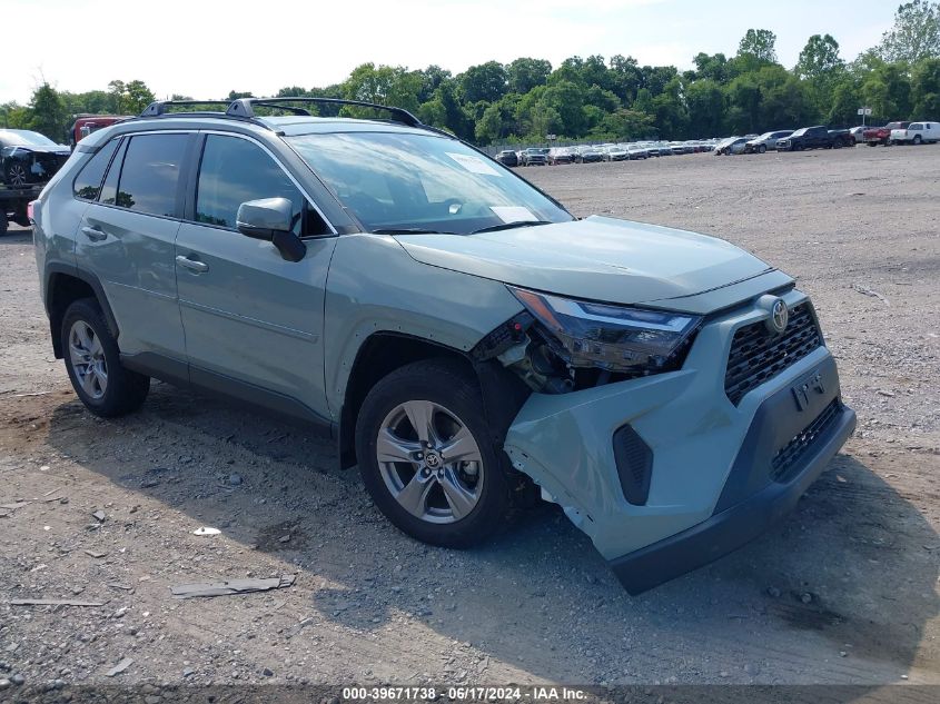 2023 TOYOTA RAV4 XLE