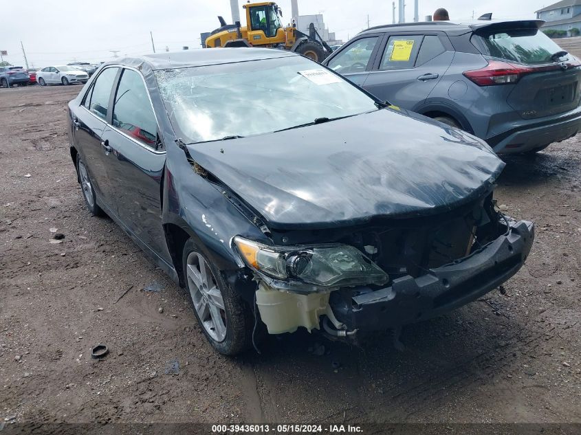 2013 TOYOTA CAMRY SE