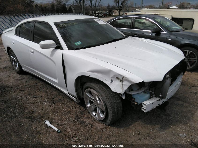 2014 DODGE CHARGER SE