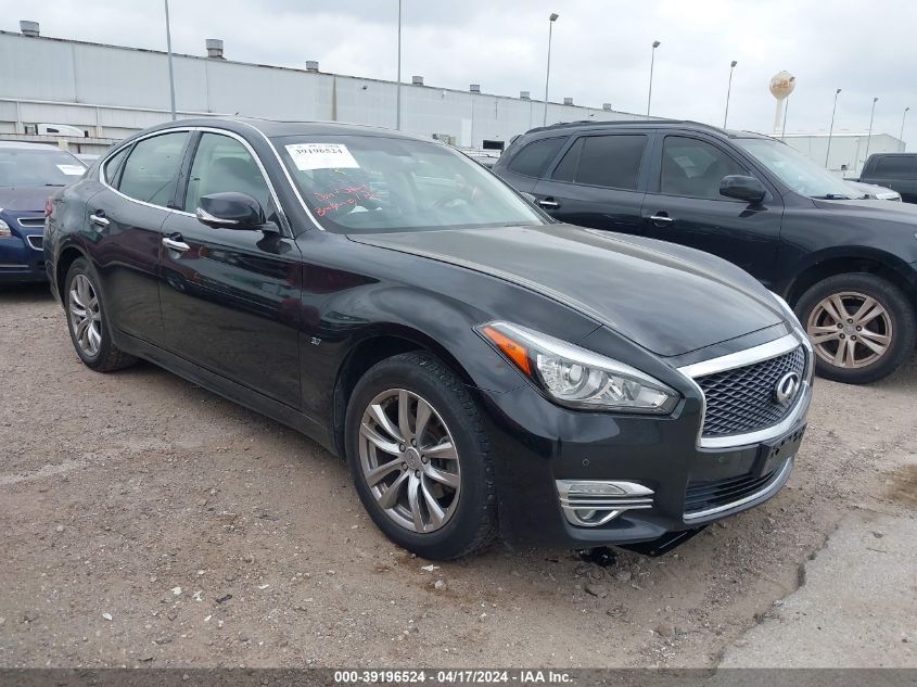 2016 INFINITI Q70 3.7X