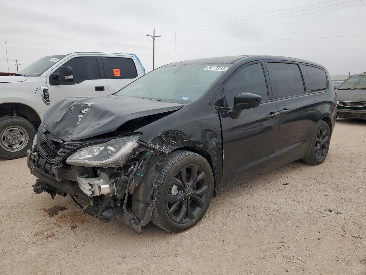 2020 CHRYSLER PACIFICA TOURING