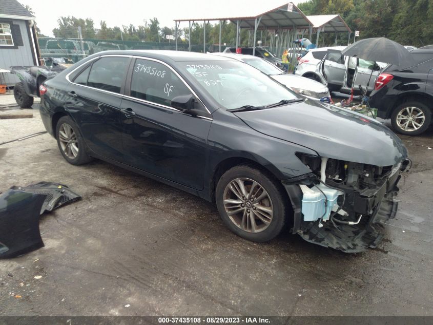 2016 TOYOTA CAMRY SE