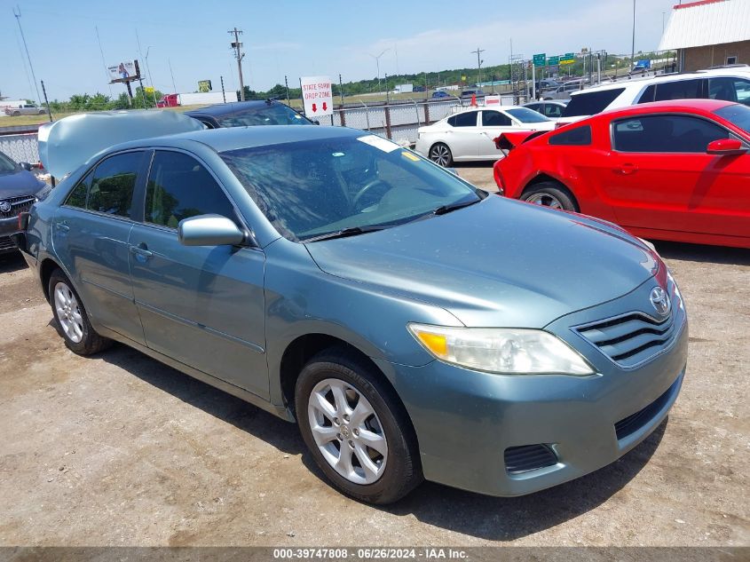 2011 TOYOTA CAMRY LE