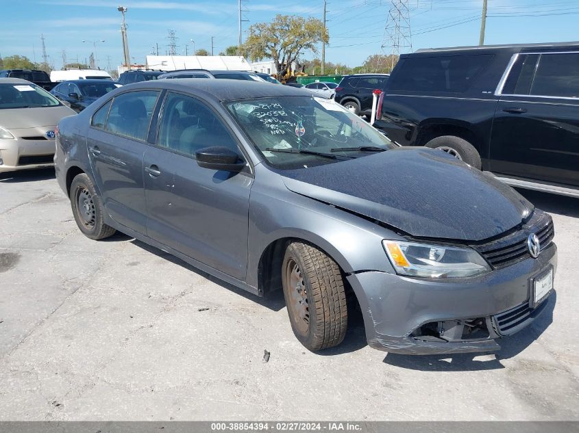 2013 VOLKSWAGEN JETTA 2.0L S