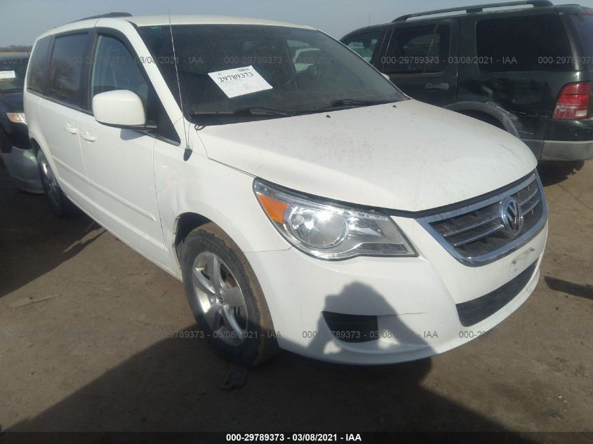 2011 VOLKSWAGEN ROUTAN SE