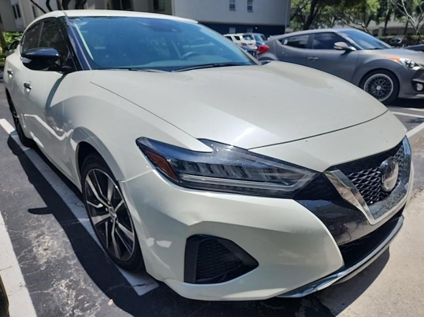 2022 NISSAN MAXIMA SV