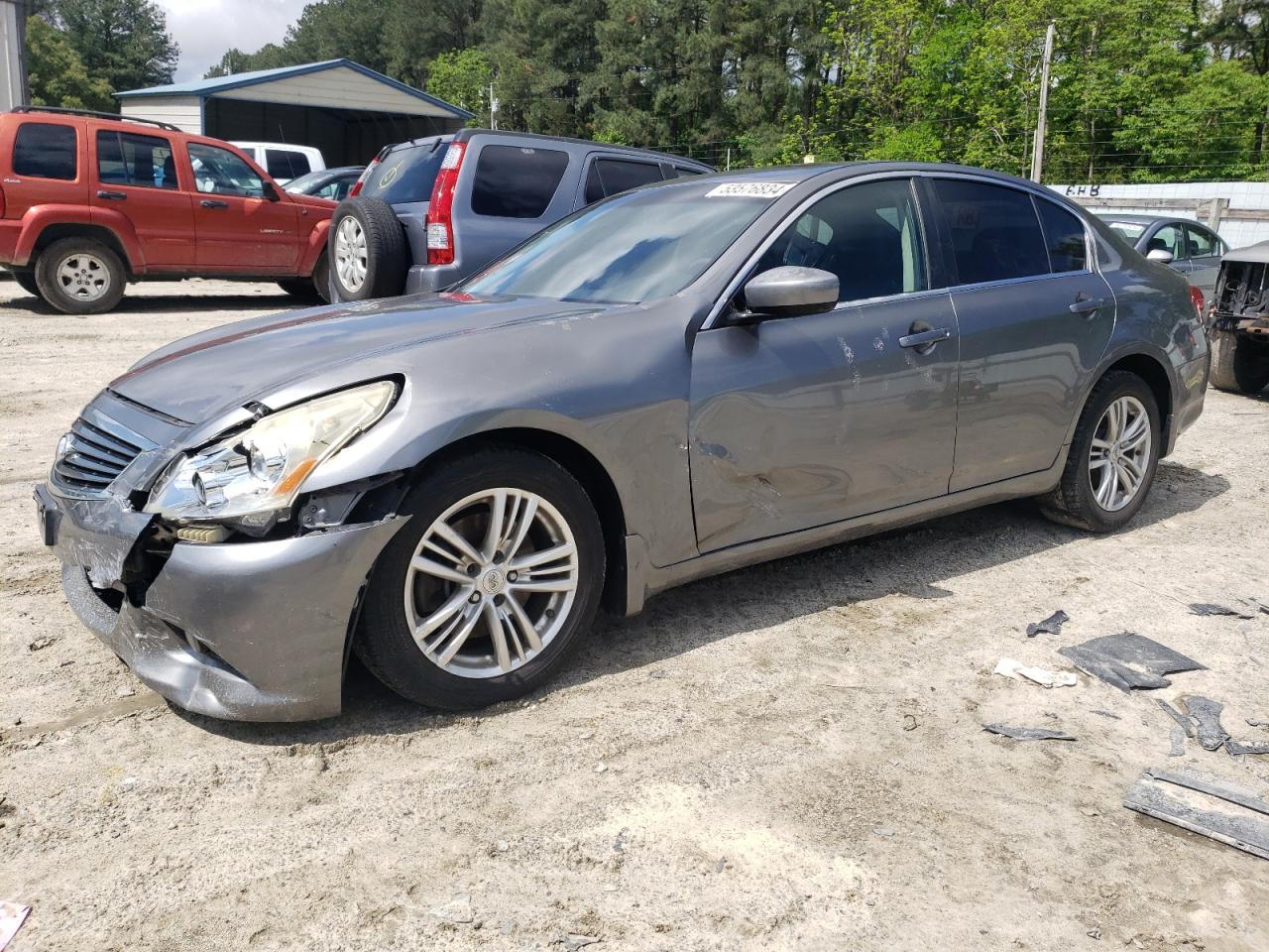 2013 INFINITI G37