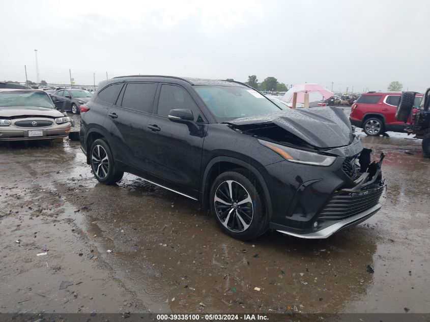 2021 TOYOTA HIGHLANDER XSE