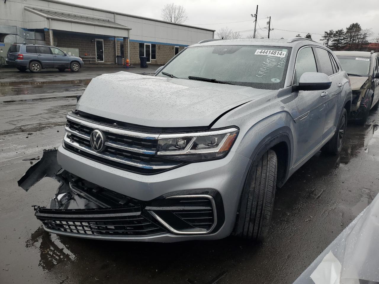 2022 VOLKSWAGEN ATLAS CROSS SPORT SEL R-LINE