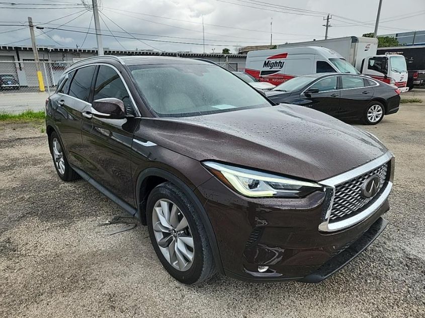 2021 INFINITI QX50 LUXE