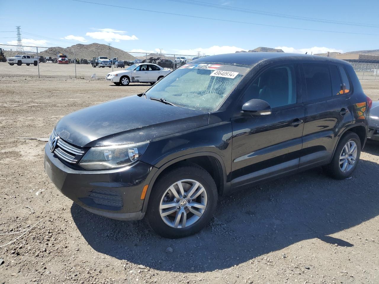 2013 VOLKSWAGEN TIGUAN S