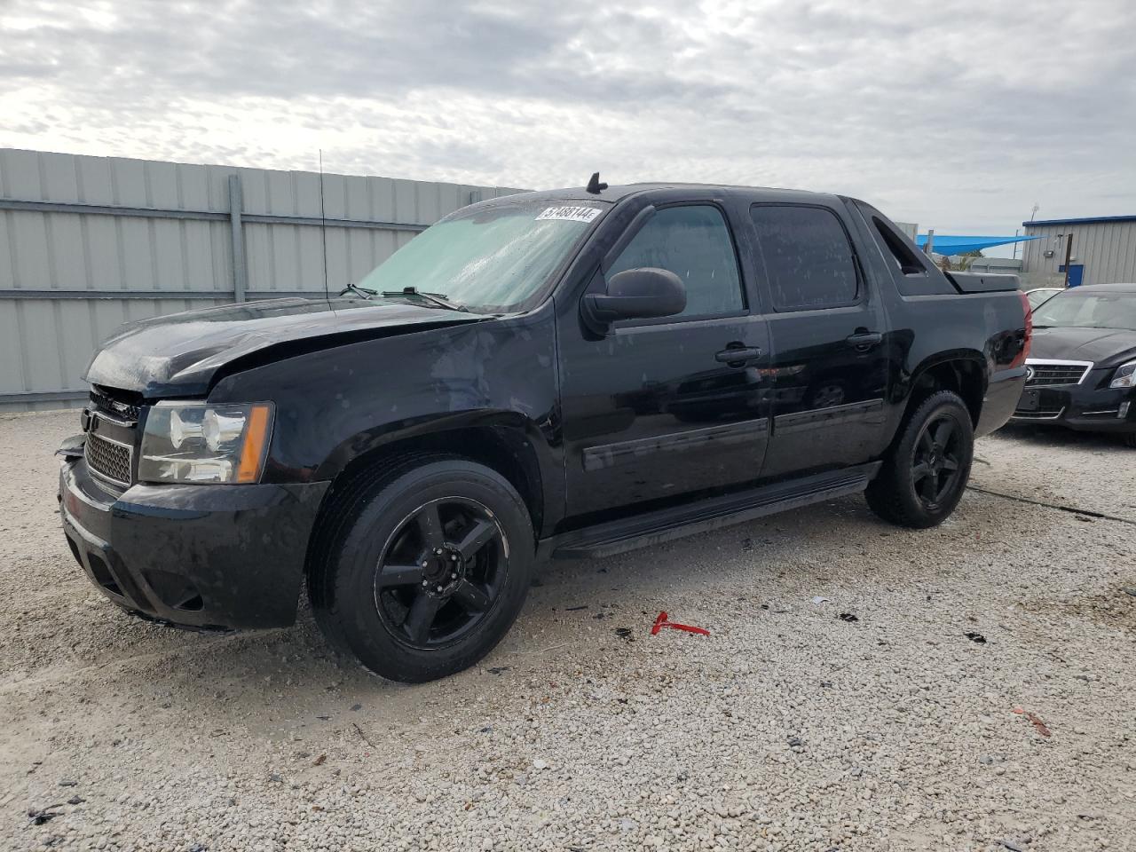 2010 CHEVROLET AVALANCHE LS