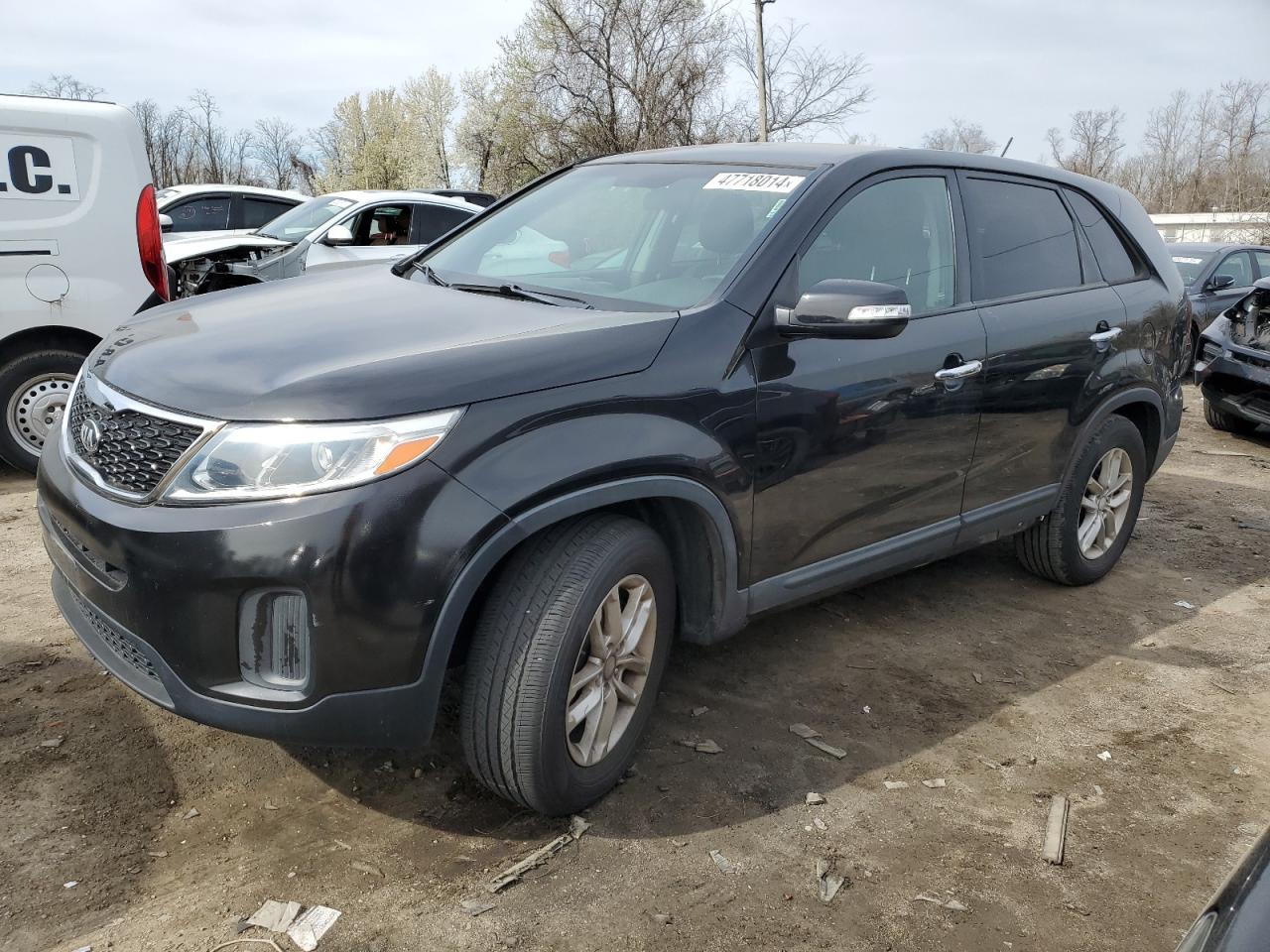 2014 KIA SORENTO LX