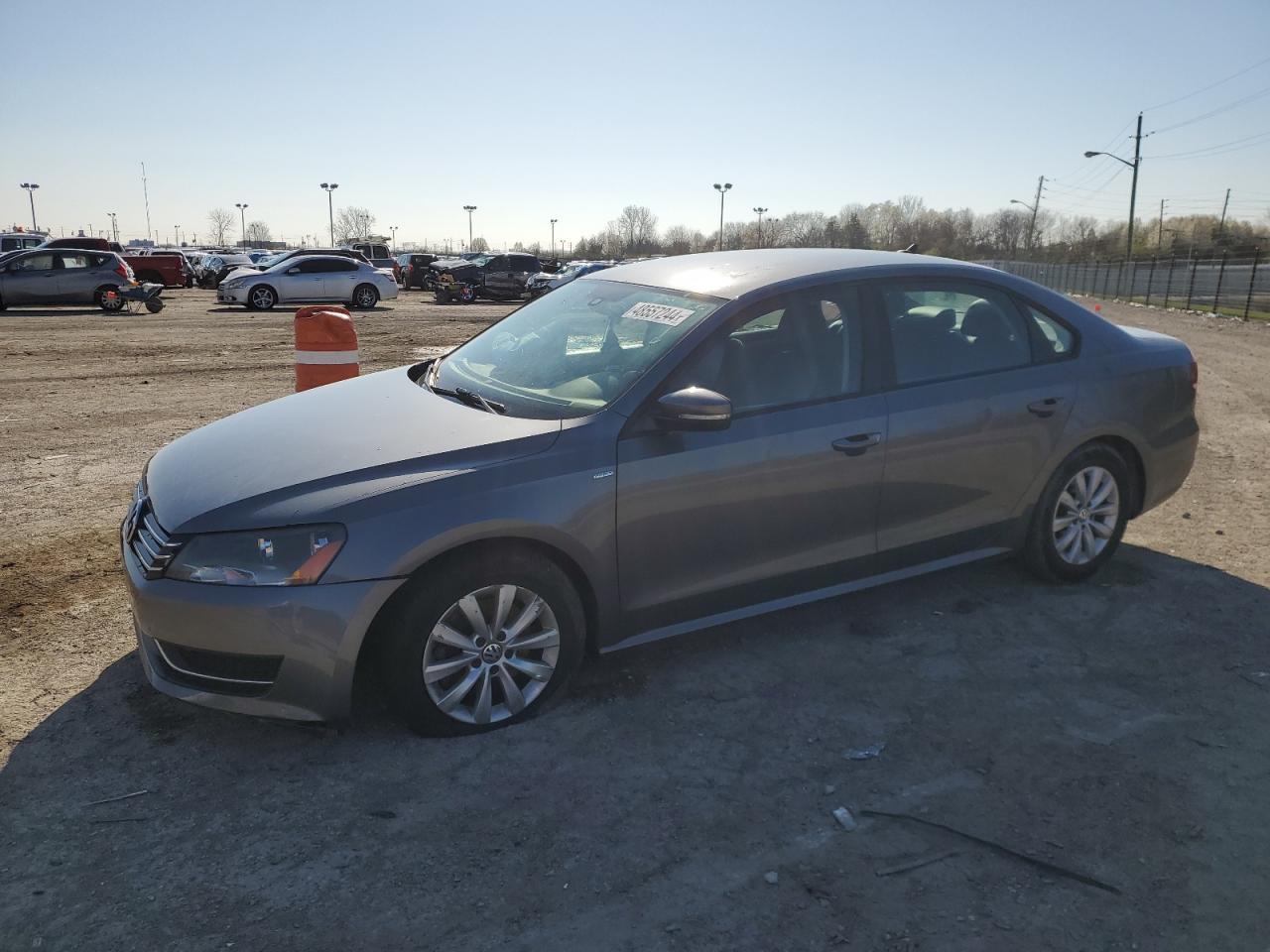 2015 VOLKSWAGEN PASSAT S