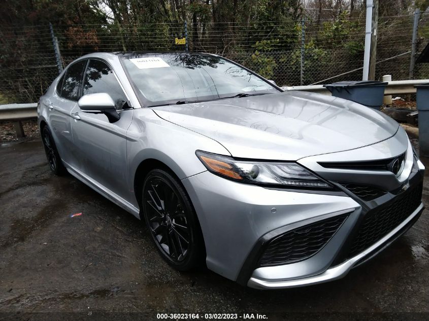 2021 TOYOTA CAMRY XSE