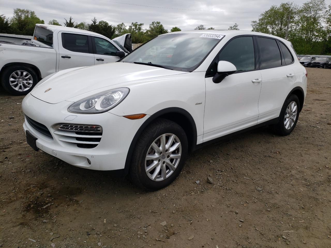 2014 PORSCHE CAYENNE