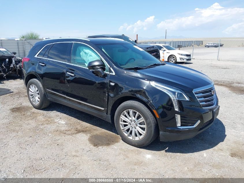 2017 CADILLAC XT5