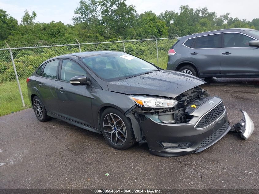 2015 FORD FOCUS SE