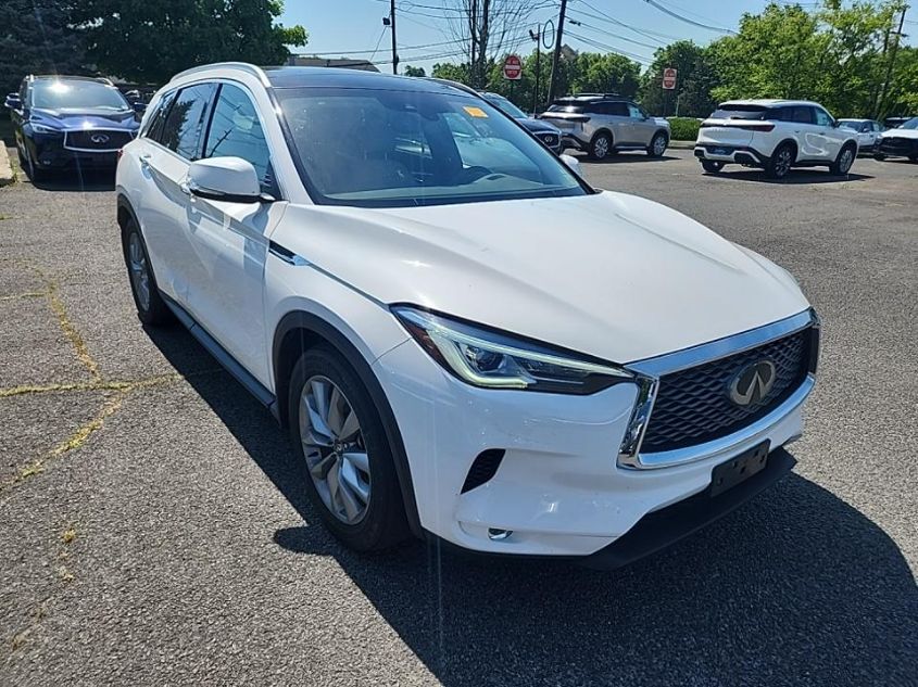 2021 INFINITI QX50 LUXE