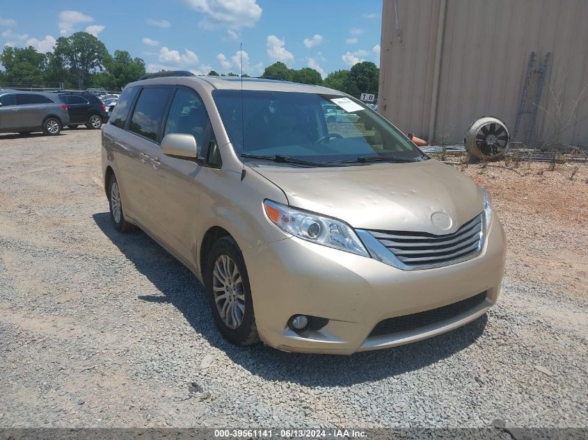 2011 TOYOTA SIENNA XLE V6