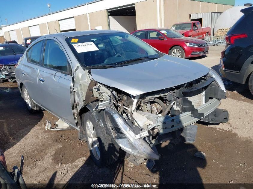 2015 NISSAN VERSA 1.6 SL