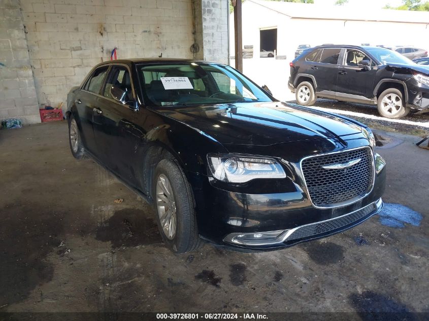 2017 CHRYSLER 300C