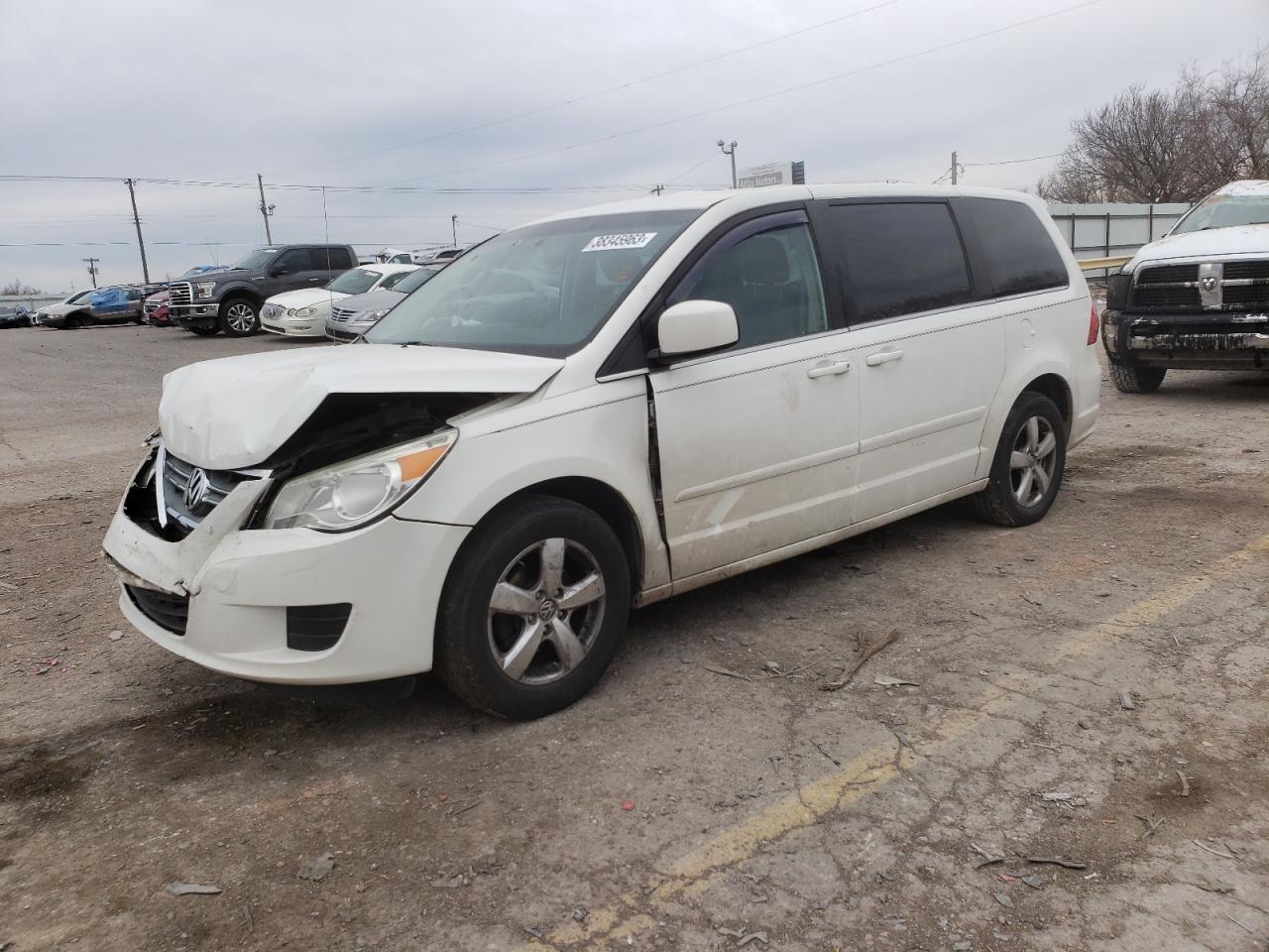 2010 VOLKSWAGEN ROUTAN SE