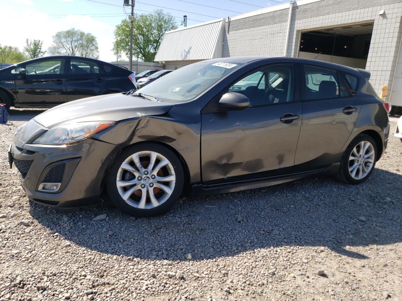 2011 MAZDA 3 S