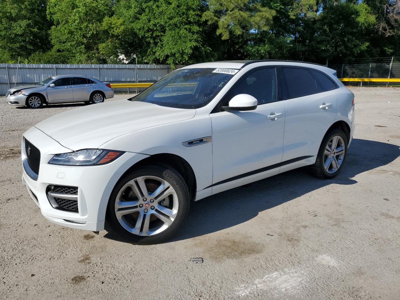 2017 JAGUAR F-PACE R - SPORT