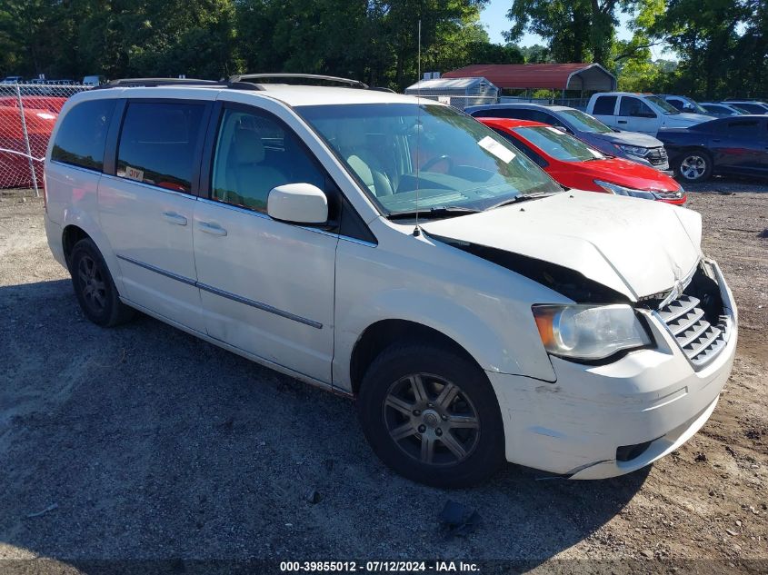 2010 CHRYSLER TOWN & COUNTRY TOURING PLUS