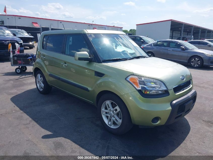 2011 KIA SOUL +