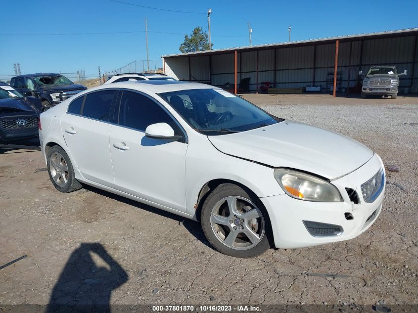 2012 VOLVO S60 T5