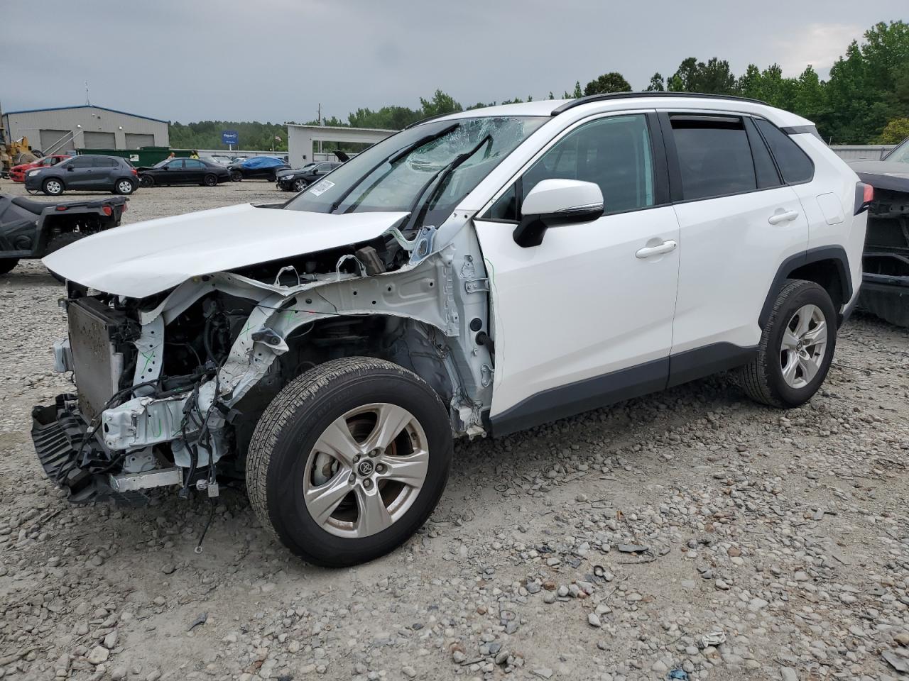 2021 TOYOTA RAV4 XLE