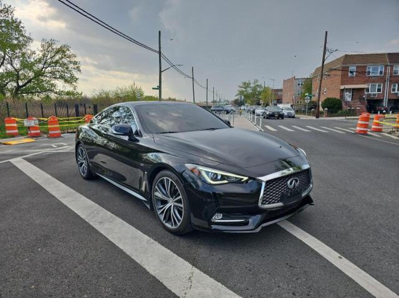 2017 INFINITI Q60 BASE