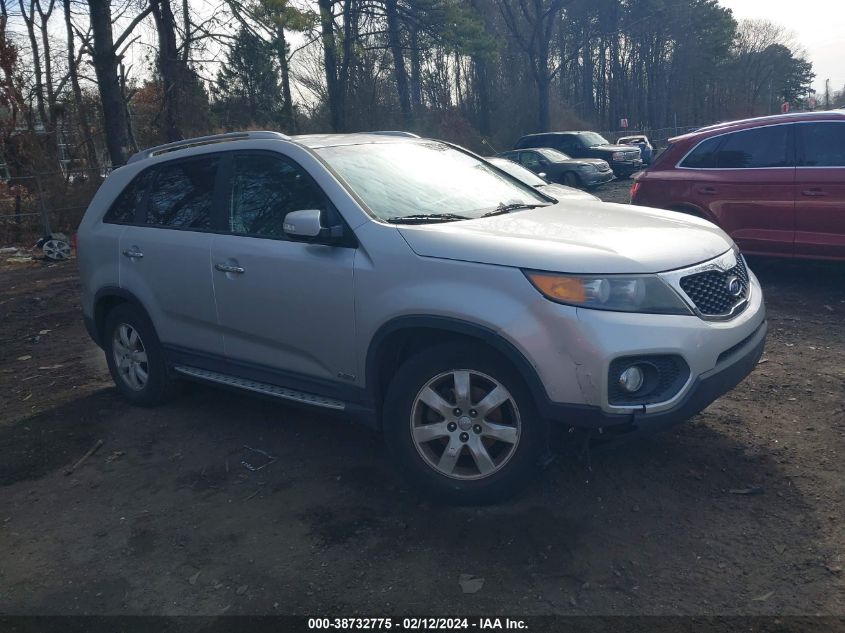 2013 KIA SORENTO LX V6