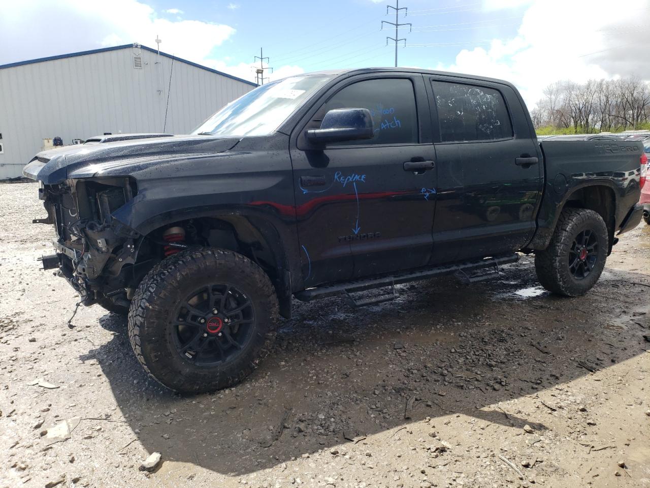 2019 TOYOTA TUNDRA CREWMAX SR5