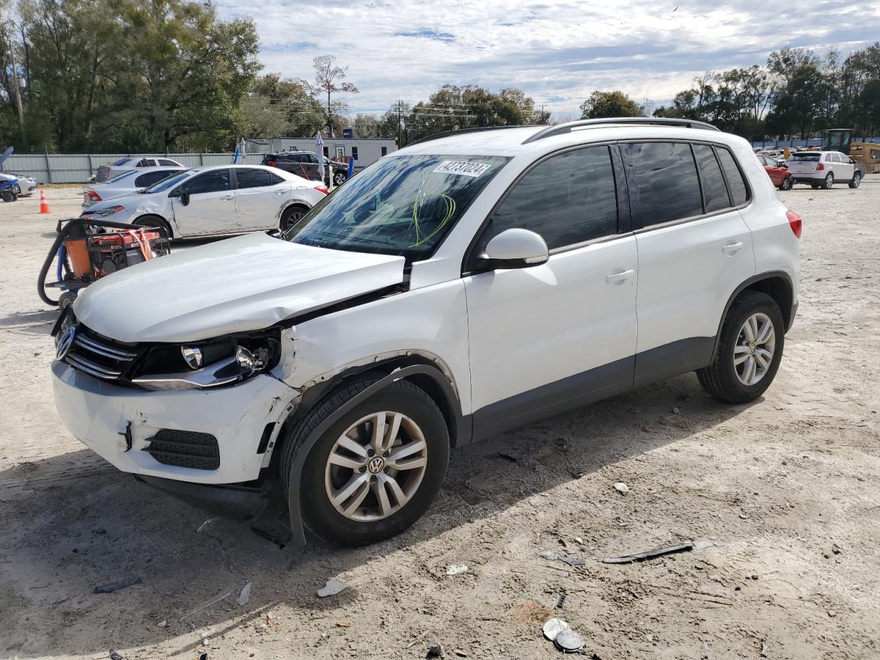 2017 VOLKSWAGEN TIGUAN S