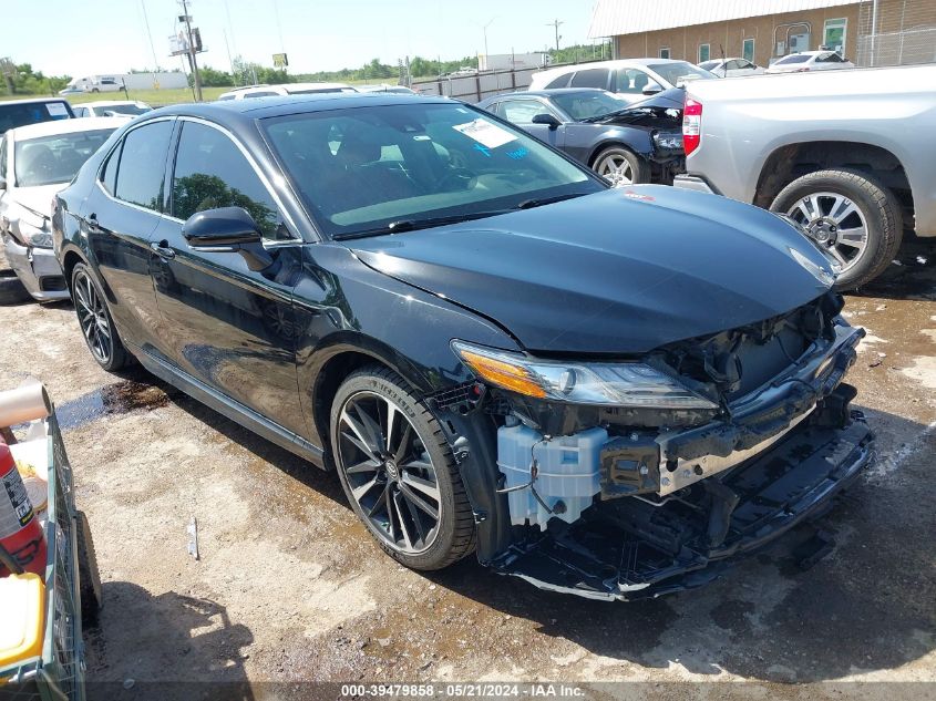 2019 TOYOTA CAMRY XSE