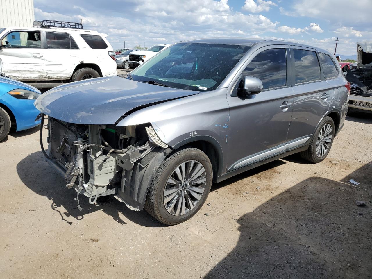 2019 MITSUBISHI OUTLANDER SE