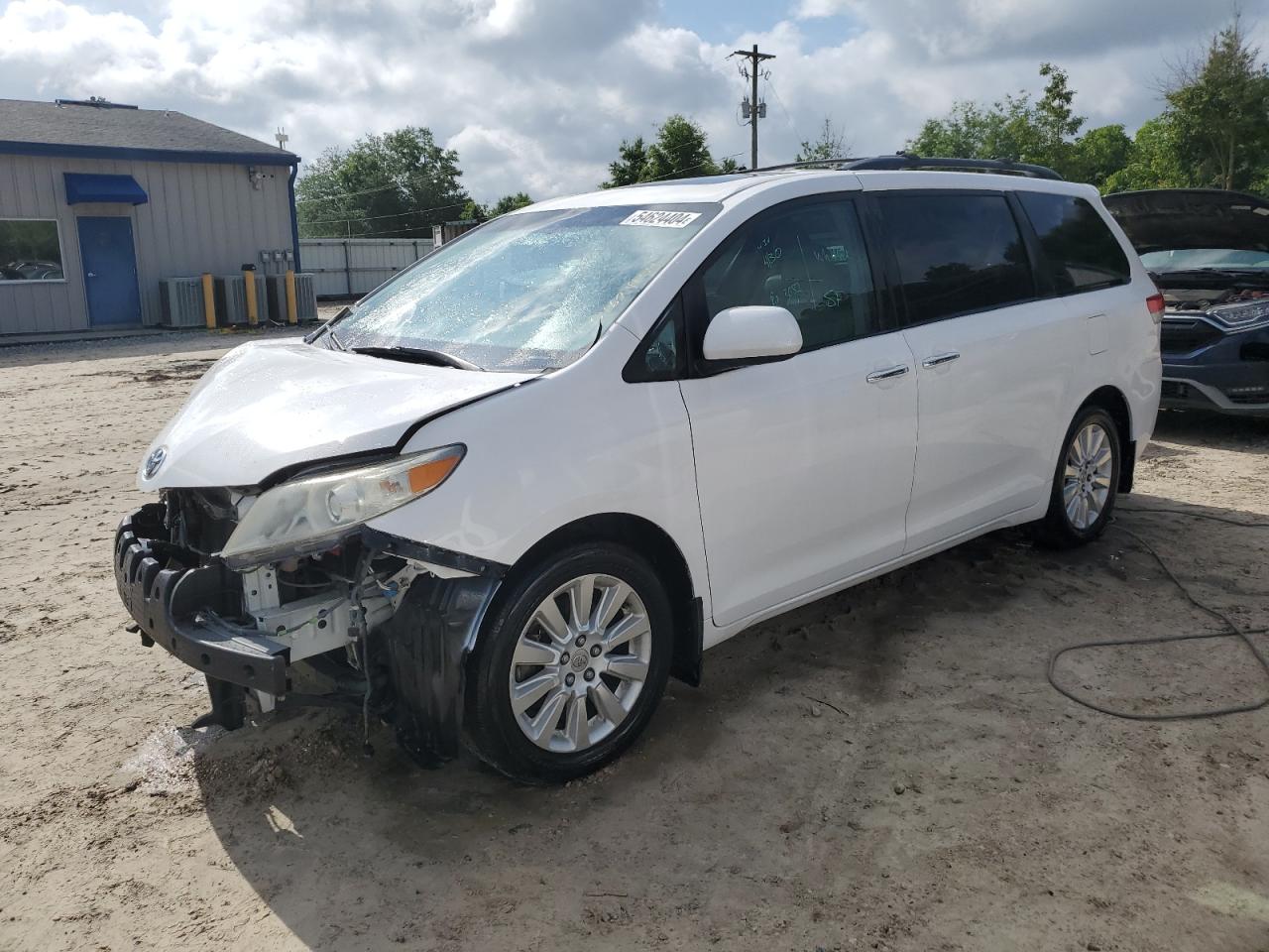 2012 TOYOTA SIENNA XLE