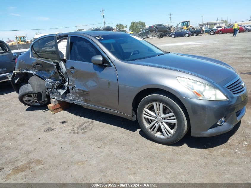 2013 INFINITI G37 JOURNEY