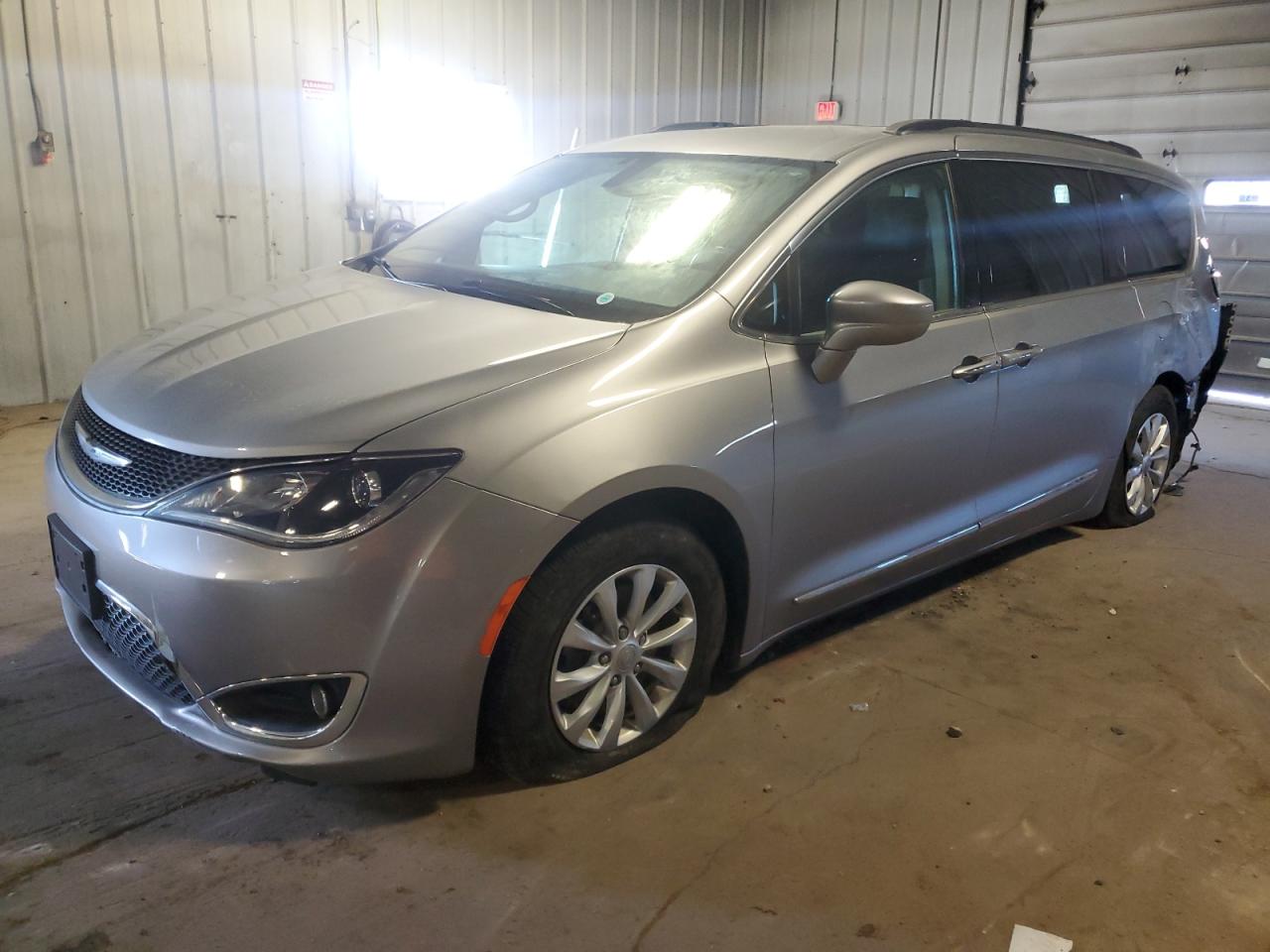 2017 CHRYSLER PACIFICA TOURING L