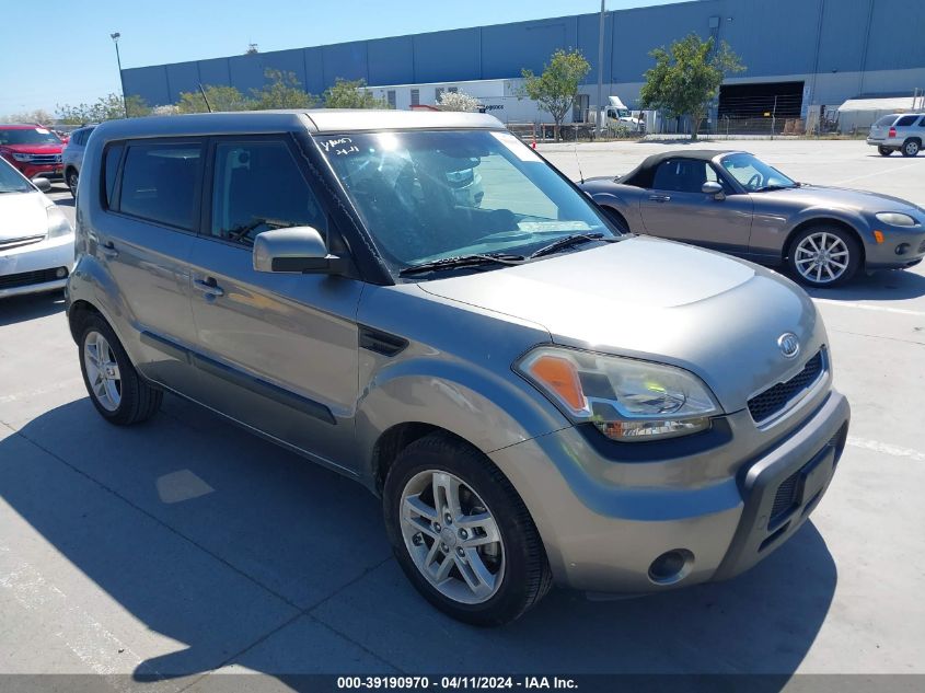 2011 KIA SOUL +