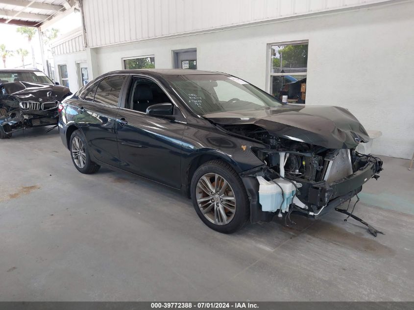 2015 TOYOTA CAMRY SE