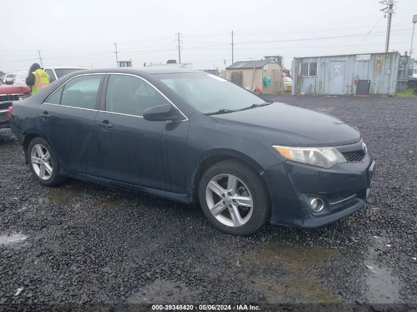 2014 TOYOTA CAMRY SE