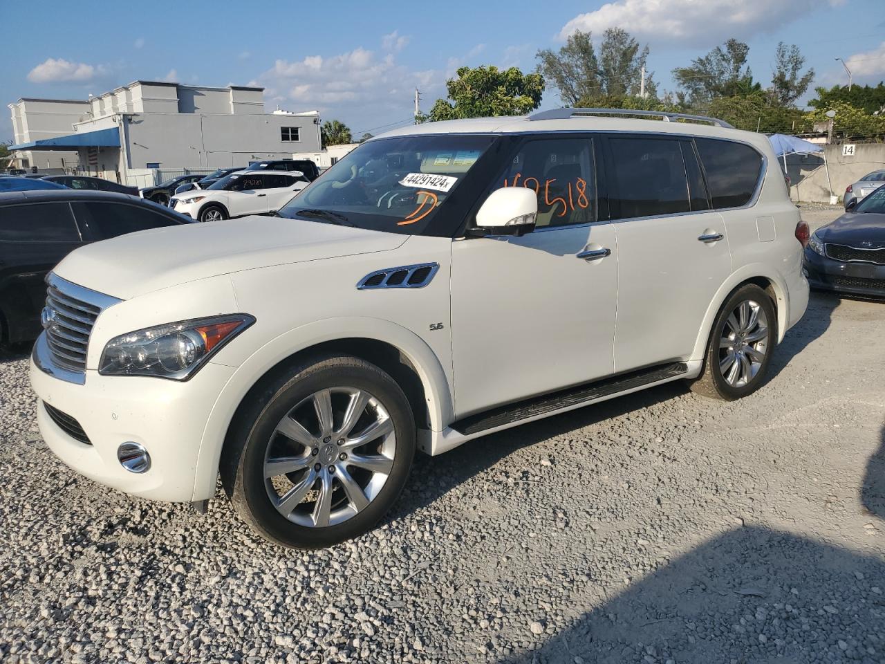 2014 INFINITI QX80